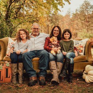 Meet your Posher, Debbie